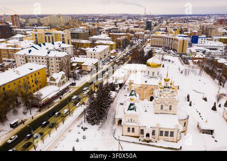 Blick von oben auf das Kloster der Heiligen Dreifaltigkeit. Penza. Russland Stockfoto