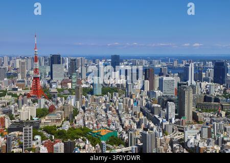 Tokyo Tower und die Skyline der Stadt Tokio in Tokio, Japan Stockfoto