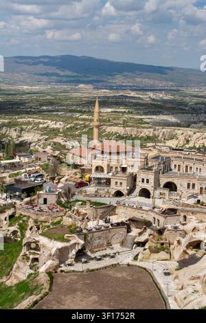 Luftbild der Festung Uchisar (Uchisar Kalesi), Uchisar, Kappadokien, Anatolien, Türkei Stockfoto