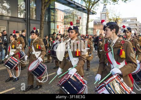 Militärakademiker marschieren in der Londoner Gedenktagsparade. London, UK, 11. November 2023 Stockfoto