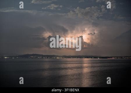Gewitter über dem Bodensee Stockfoto