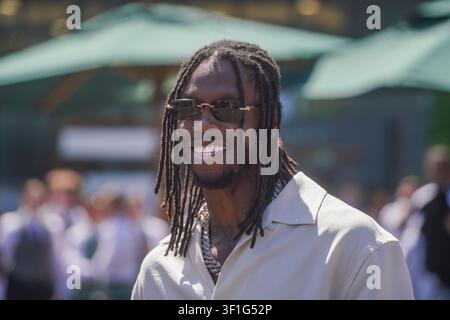 London UK 12. Juli 2026 Britischer Rapper Krept (eigentlicher Name Casyo Johnson) bei seiner Ankunft am Finaltag der Wimbledon Championships Stockfoto