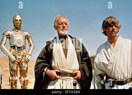 Anthony Daniels, Alec Guinness, Mark Hamill, "Star Wars Episode IV: Eine neue Hoffnung" (1977) Stockfoto