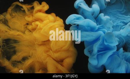 Rauch-Mix-Wasserfarb-Explosion-Farbspritz-Spritzer Stockfoto