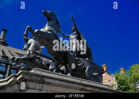 Boadicea und ihre Töchter an der Westminster Bridge, London, England, UK Stockfoto