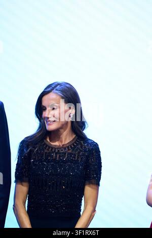Königin Letizia von Spanien nimmt an der Preisverleihung der Prinzessin von Girona im Gran Teatre del Liceu am 14. Juli 2026 in Barcelona, Spanien, teil. Stockfoto