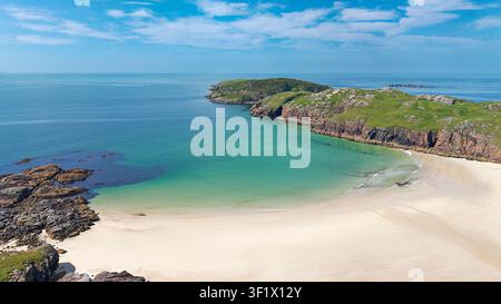 Oldshoremore Kinlochbervie Sutherland Schottland Polin unberührter weißer Sandstrand im Frühsommer Stockfoto