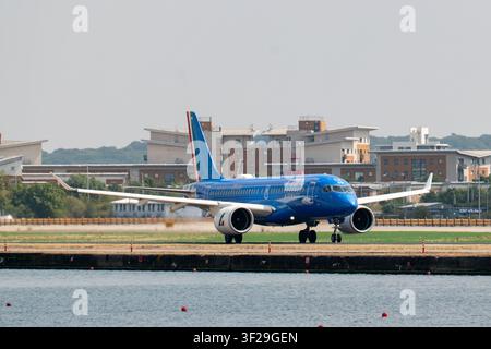 London, UK, 17. Juli 2026. Flugzeuge am London City Airport. EI-MVB ITA Airways Airbus A220-100. Credit:Stephen Keable/Alamy Live News Stockfoto