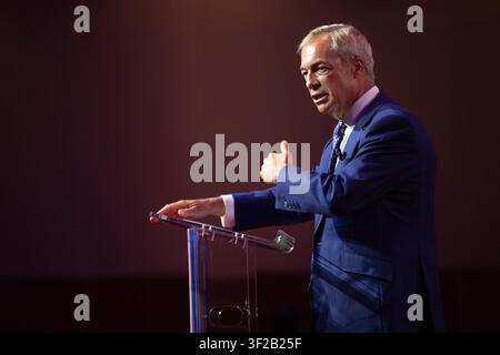 London, UK. 17. Jul 2026. Abgebildet: Reform UK-Führer Nigel Farage spricht auf der CPAC Great Britain 2026-Veranstaltung im Intercontinental London - The O2. Credit: Justin Ng/Alamy Live News Stockfoto