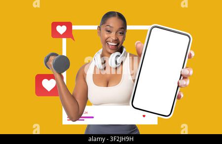 Lächelnde afroamerikanische Frau hält ein Fitnessstudio und ein Smartphone, Fitnesskonzept Stockfoto