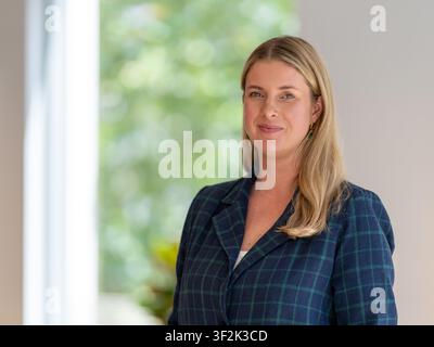 Mitarbeiter der Agentur nehmen an einem Management-Trainingsteilnahme. Stockfoto