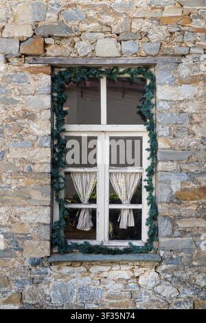 Straße und Architektur im Dorf Tsagarada, Ost-Pelion, Zentralgriechenland Stockfoto