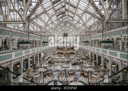 Stephens Green Einkaufszentrum Atrium in Dublin Stockfoto