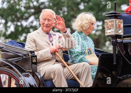 22. Juli 2026, Norfolk, UK. König Charles III., Patron der Royal Horticultural Society (RHS), und Königin Camilla besuchen die RHS Sandringham Flower Show, die in diesem Jahr zum ersten Mal auf dem Sandringham Estate in Norfolk stattfindet. Credit: Oliver Dixon/Alamy Live News Stockfoto