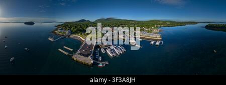 Bar Harbor, Maine, befindet sich in der nordöstlichen Ecke von Mount Desert Island, der größten Insel an der Küste von Maine. Bar Harbor ist das Tor zu Acadia Stockfoto