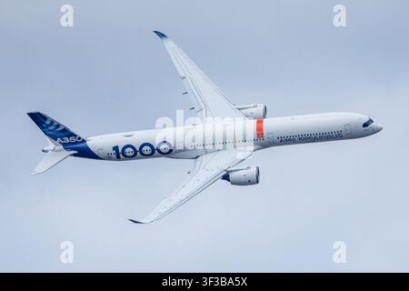 A350-1000 im Airbus-Testflug-Lack während des Fluges Stockfoto