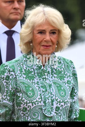 König Charles III., Patron der Royal Horticultural Society (RHS), und Königin Camilla kommen zu einem Besuch der RHS Sandringham Flower Show an, die in diesem Jahr zum ersten Mal auf dem Sandringham-Anwesen in Norfolk stattfindet. Bilddatum: Mittwoch, 22. Juli 2026 Stockfoto