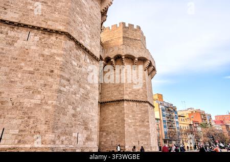 Torres de Serranos, das mittelalterliche Stadttor von Valencia, Spanien. Stockfoto