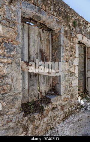 Lagadia, Griechenland – 12. JULI 2026 ist ein Bergdorf und eine ehemalige Gemeinde in Arkadien, Peloponnes, Griechenland. Stockfoto