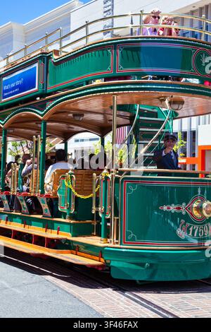 USA, Kalifornien, Los Angeles, eine Straßenbahn in der Farmers Market Stockfoto
