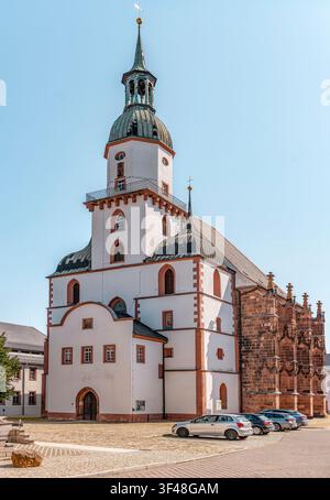 St. Kunigundekirche auf dem Marktplatz von Rochlitz, Sachsen, Deutschland Stockfoto