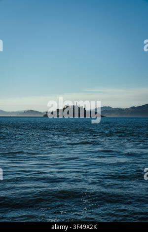 Blick auf Alcatraz von der San Francisco Bay Stockfoto
