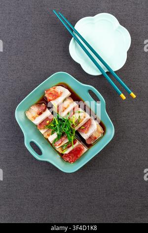 Gedämpfter Taro mit chinesischem Trockenfleischgericht Stockfoto