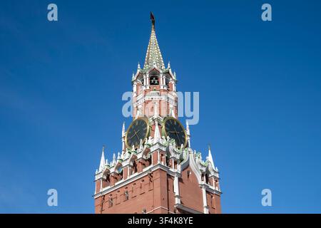 Die Kreml-Glocken auf dem Spasskaja-Turm. Der Moskauer Kreml Stockfoto