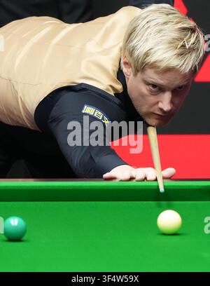 Shanghai, China. 30. Juli 2026. Neil Robertson kämpft während des Viertelfinalspiels zwischen Zhao Xintong aus China und Neil Robertson aus Australien beim World Snooker Shanghai Masters 2026 in Shanghai, Ostchina, am 30. Juli 2026. Credit: Ding Ting/Xinhua/Alamy Live News Stockfoto