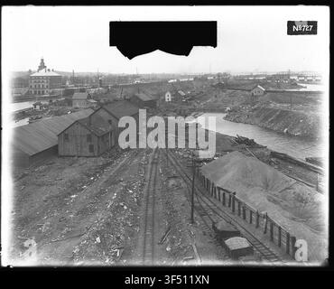 Eine Ansicht von 1680 der Schleusenbucht am New Lock and Canal, gesehen aus südwestlicher Richtung von der Steinsbrecheranlage aus, als Teil des Baus des St. Marys Falls Canal und der Schleusen. Stockfoto