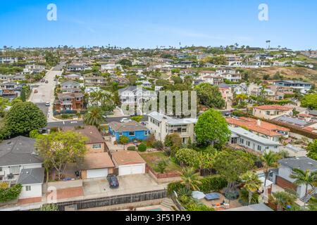 Vogelperspektive des Küstenviertels Bird Rock in der größeren Gemeinde La Jolla in San Diego, Kalifornien, USA Stockfoto