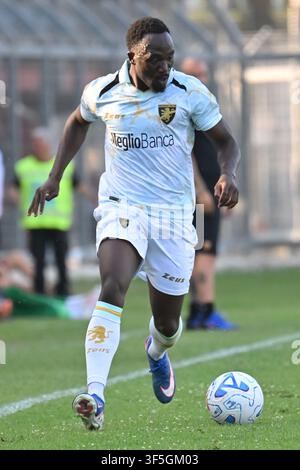 Frosinone, Lazio. 01. Aug., 2026. Seydou Fini von Frosinone während des Freundschaftsspiels zwischen Frosinone und Benevento im Manlio Scopigno-Stadion in Rieti, Italien, am 1. August 2026. AllShotLive Credit: Sipa USA/Alamy Live News Stockfoto
