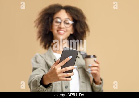 Selfie vor der Arbeit oder der Schule nach der Quarantäne covid-19 Stockfoto