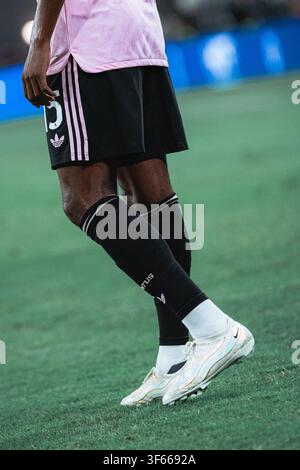 Hong Kong, China. 5. Aug., 2026. Pierre Kalulu #15 von Juventus im Einsatz während des Hong Kong Football Festival Herbalgy Trophy zwischen Chelsea FC und Juventus im Kai Tak Stadium in Hong Kong am 5. August 2026. (Credit Image: © Ka Lok Ng/ZUMA Press Wire) NUR FÜR REDAKTIONELLE NUTZUNG! Nicht für KOMMERZIELLE NUTZUNG! Stockfoto