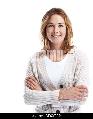 Porträt, Arme verschränkt und Frau mit gemütlicher Mode im Studio für Baumwollstoff, Jersey oder positive Einstellung. Person, Lächeln und Winterkleidung mit Stockfoto