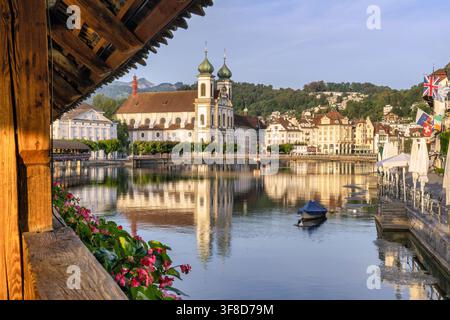 Luzern, Schweiz, Kapellbrücke, Vierwaldstättersee, Rigi, Pilatus Stockfoto
