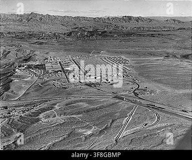 Luftbild von Boulder City, Nevada, am 24. Dezember 1932, während des Baus des Hoover-Damms, wie in einer Reihe von Fotoalben des Bureau of Reclamation dokumentiert. Stockfoto