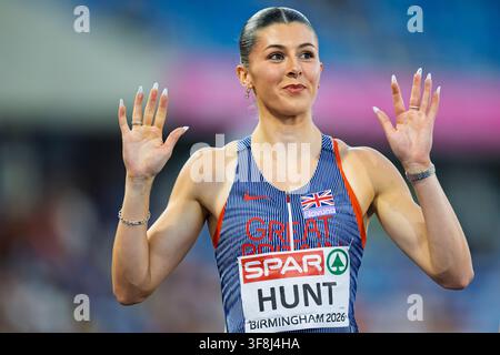 BIRMINGHAM, VEREINIGTES KÖNIGREICH - 12. AUGUST: Amy Hunt aus Großbritannien tritt im Frauen-200m-Lauf während der Leichtathletik-Europameisterschaft im Alexander-Stadion am 12. August 2026 in Birmingham, Vereinigtes Königreich, an. Stockfoto