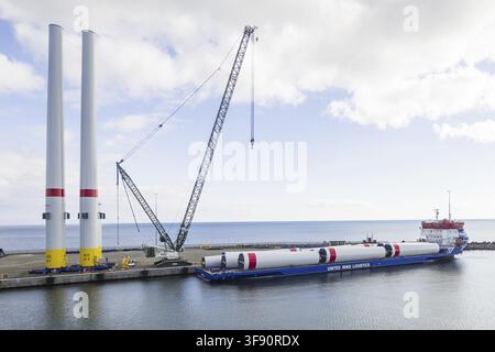 Dänemark? Bornholm, United Wind Logistics im Hafen von Rønne Stockfoto