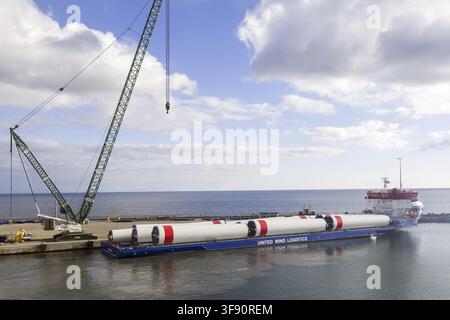 Dänemark? Bornholm, United Wind Logistics im Hafen von Rønne Stockfoto