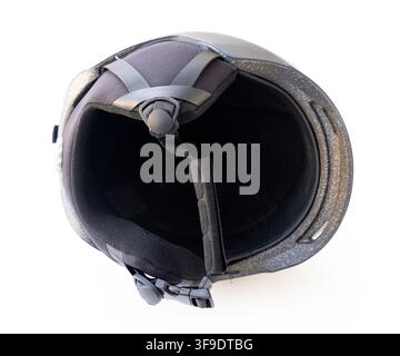 Ein dunkles Skihelm-Innenleben mit Gurten und Polsterung wird gezeigt Stockfoto