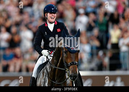Aachen, Deutschland. 15. Aug., 2026. Pferdesport: Weltmeisterschaften, Dressur, Grand Prix Freestyle. Britische Dressurreiterin Becky Moody auf ihrem Pferd Jagerbomb. Credit: Uwe Anspach/dpa/Alamy Live News Stockfoto