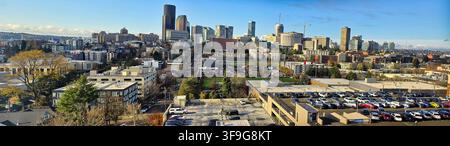 Panorama der Seattle-Skyline und städtische Stadtlandschaft mit Entwicklung der Innenstadt Stockfoto