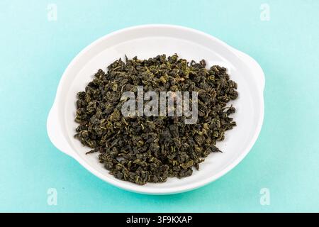 Gerollte lose Oolong-Tee-Blätter Stockfoto