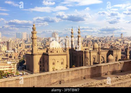 Blick auf den Mosque-Madrassa der Sultan Hassan, Kairo, Ägypten Stockfoto