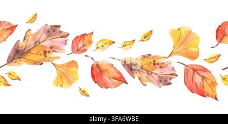 Handgemalte Aquarell-Herbstblätter arrangiert als dekorativer nahtloser Rand mit Kopierraum für Ernte-Glückwunschkarte, saisonales Verkaufsbanner Stockfoto