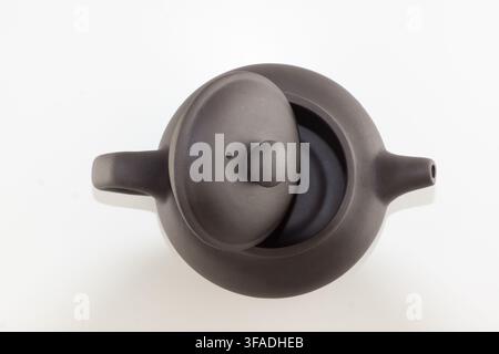 yixing Ton Tee Zubehör isoliert auf weißem Hintergrund Stockfoto
