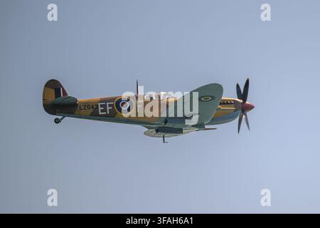 Nahaufnahme der Supermarine Spitfire LZ842 auf der Airbourne-Luftshow 2026, Eastbourne Stockfoto