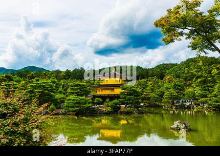 Traditionelles Kyoto, Japan – Tempel, Schreine, Kaiserpalast und japanische Kultur Stockfoto