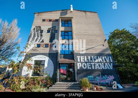 Straßenkunst in Telliskivi Creative City (ehemaliges Industriegebiet), Tallinn, Estland Stockfoto
